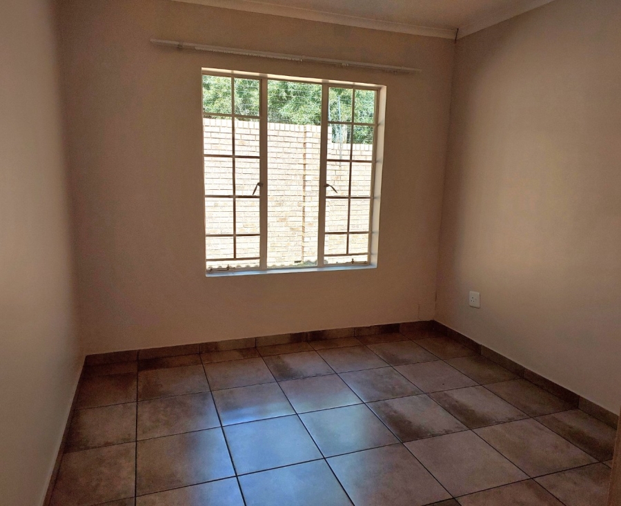 2 Bedroom Property for Sale in Ngwenya River Estate North West